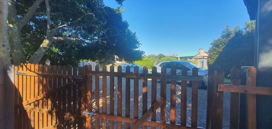 3 Bedroom Property for Sale in Mossel Bay Central Western Cape